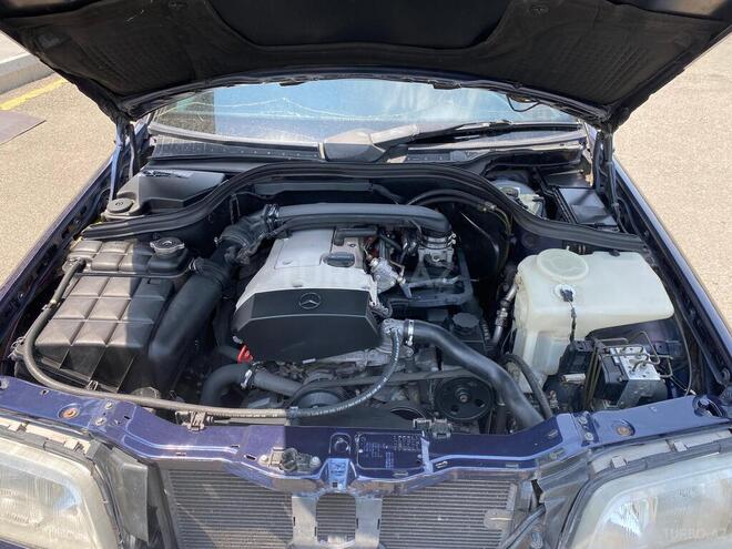 Mercedes C 180 1999, 256,000 km - 1.8 l - Gəncə