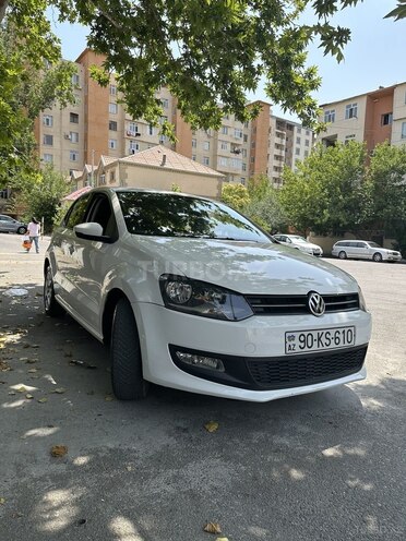 Volkswagen Polo 2010, 131,000 km - 1.4 l - Bakı