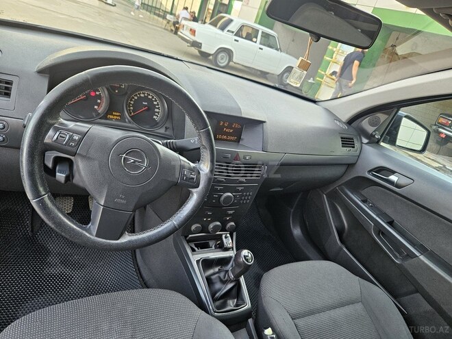 Opel Astra 2007, 150,000 km - 1.4 l - Cəlilabad