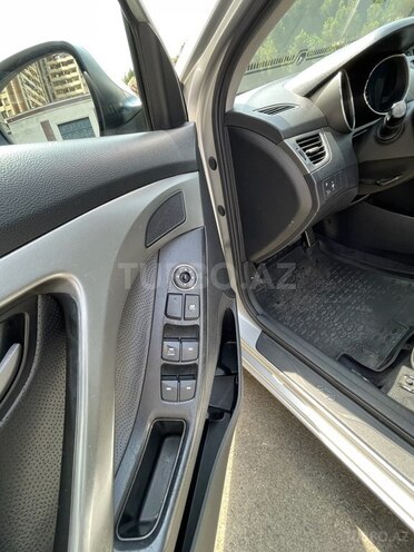 Hyundai Elantra 2011, 265,000 km - 1.8 l - Bakı