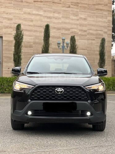Toyota Corolla Cross 2025, 0 km - 2.0 л - Bakı
