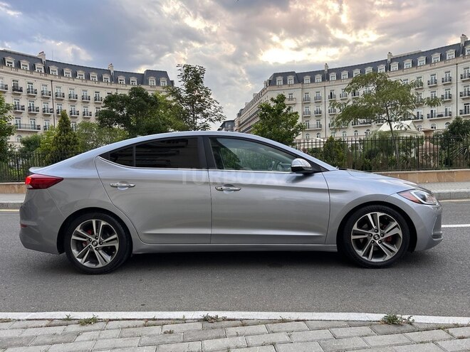 Hyundai Elantra 2017, 146,450 km - 2.0 l - Bakı