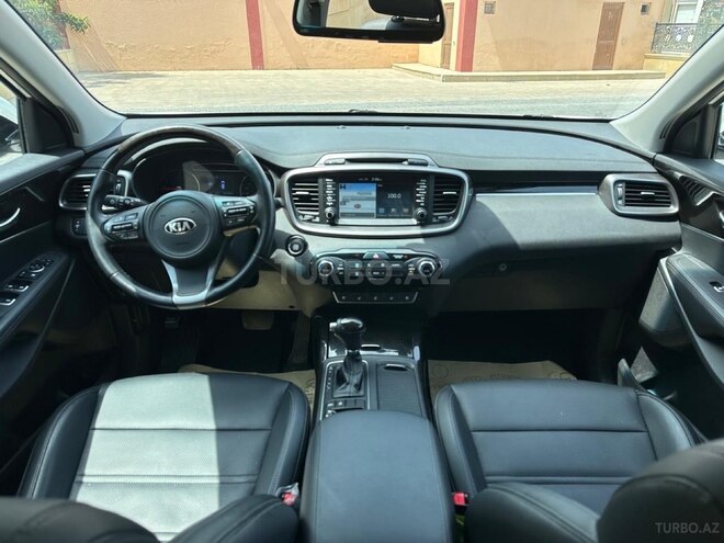 Kia Sorento-6