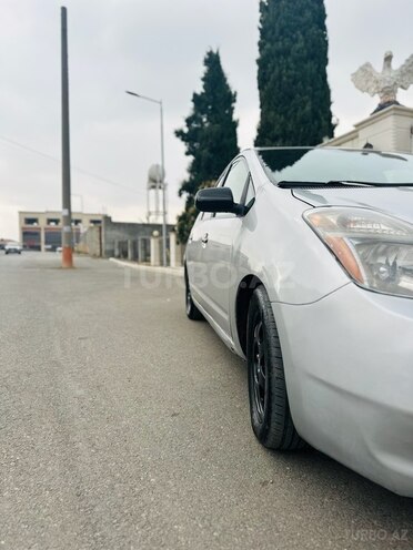 Toyota Prius-6