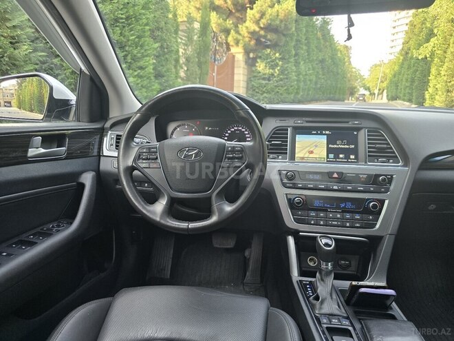 Hyundai Sonata-3