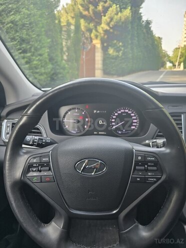 Hyundai Sonata-10
