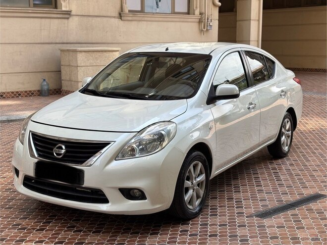 Nissan Sunny 2013, 171,000 km - 1.8 l - Bakı