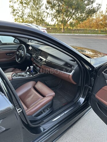 BMW 528 2012, 290,000 km - 2.0 l - Yevlax