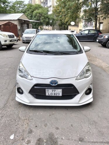 Toyota Aqua 2016, 242,400 km - 1.5 l - Bakı