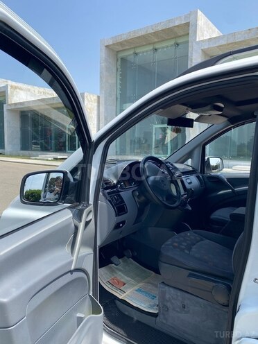 Mercedes Vito 111 2010, 270,645 km - 2.2 l - Bakı