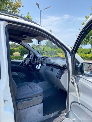 Mercedes Vito 111 2010, 270,645 km - 2.2 l - Bakı