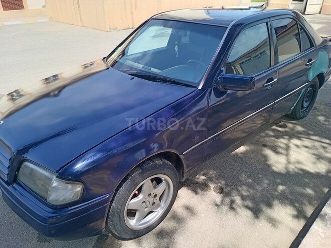 Mercedes C 220 1994, 306,175 km - 2.2 л - Sabirabad