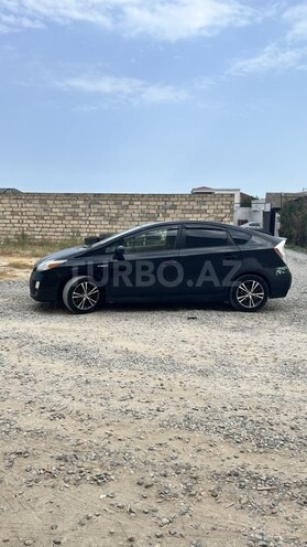 Toyota Prius-2