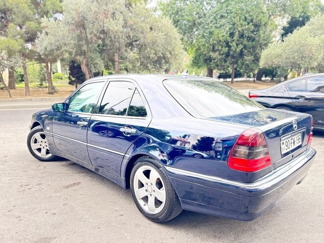 Mercedes C 200 2007, 25,240 km - 2.0 l - Bakı