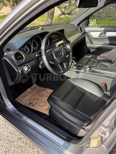 Mercedes C 250 2011, 295,000 km - 1.8 l - Bakı
