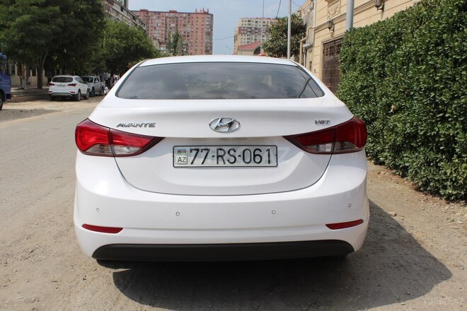 Hyundai Avante 2014, 220,000 km - 1.6 л - Bakı