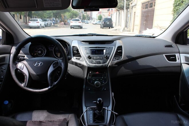 Hyundai Avante 2014, 220,000 km - 1.6 л - Bakı