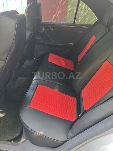 Mercedes E 220 d 1999, 325,690 km - 2.2 l - Beyləqan