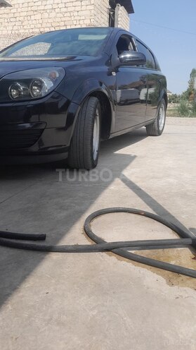 Opel Astra 2004, 330,000 km - 1.4 l - Gəncə