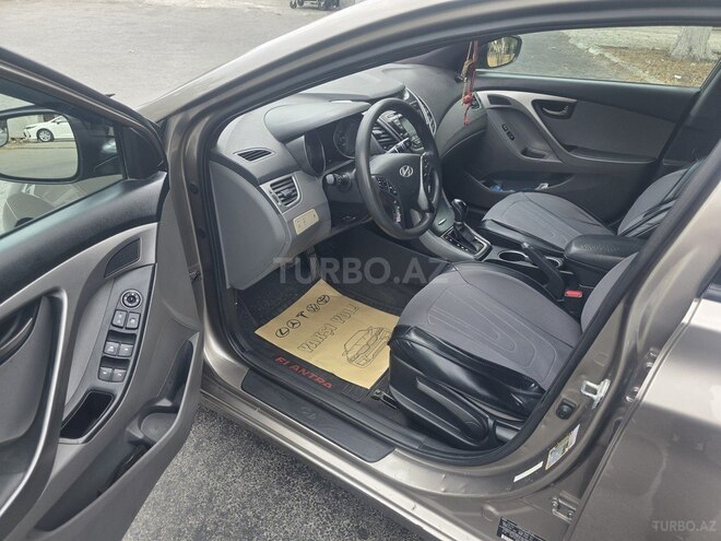 Hyundai Elantra 2014, 176,223 km - 1.8 l - Bakı