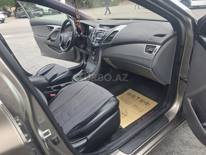 Hyundai Elantra 2014, 176,223 km - 1.8 l - Bakı