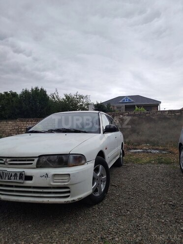 Mitsubishi Lancer 1997, 40,000 km - 1.6 l - Qazax