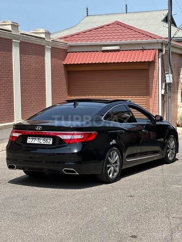 Hyundai Grandeur 2015, 250,000 km - 2.2 л - Bakı