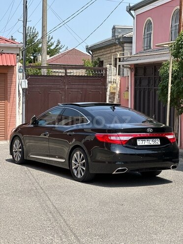 Hyundai Grandeur 2015, 250,000 km - 2.2 л - Bakı