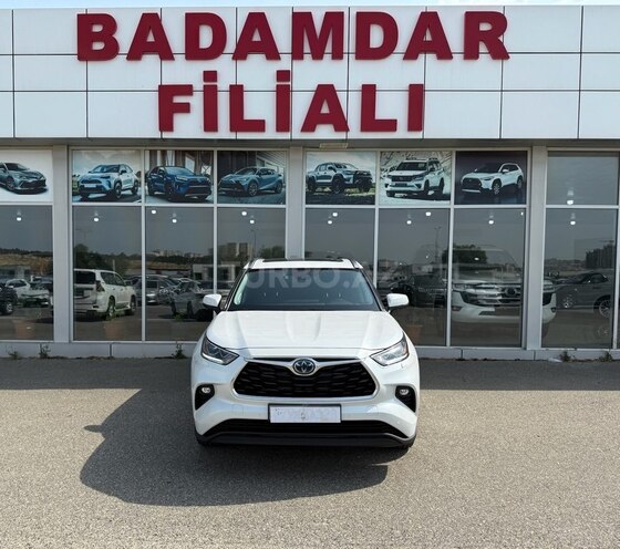 Toyota Highlander 2023, 34,000 km - 2.5 l - Bakı