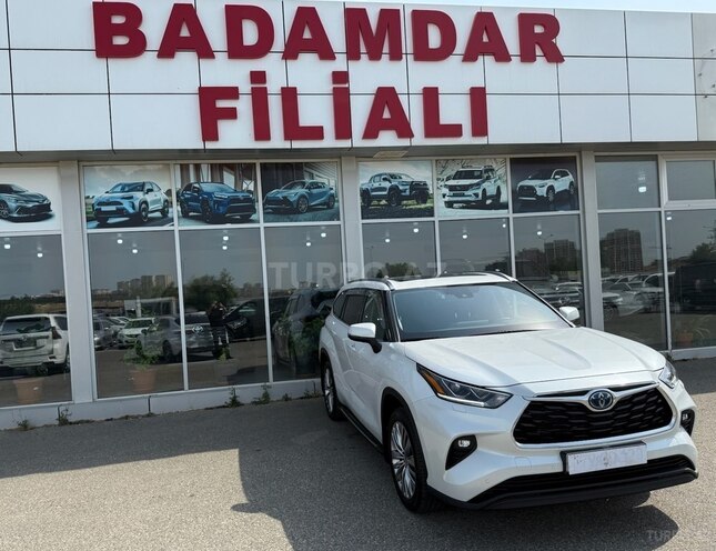 Toyota Highlander 2023, 34,000 km - 2.5 l - Bakı