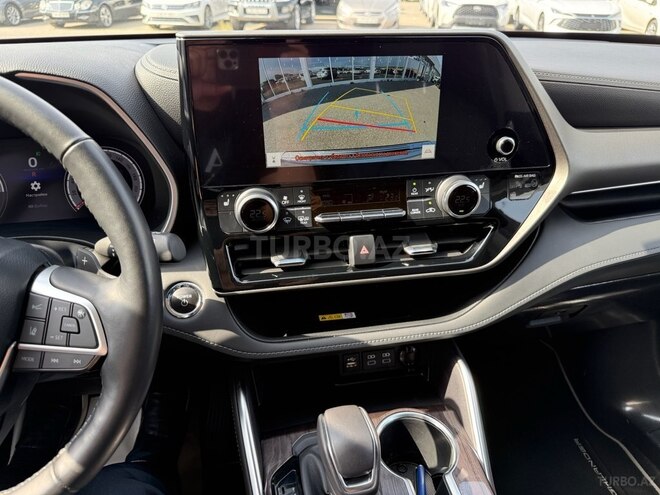 Toyota Highlander 2023, 34,000 km - 2.5 l - Bakı