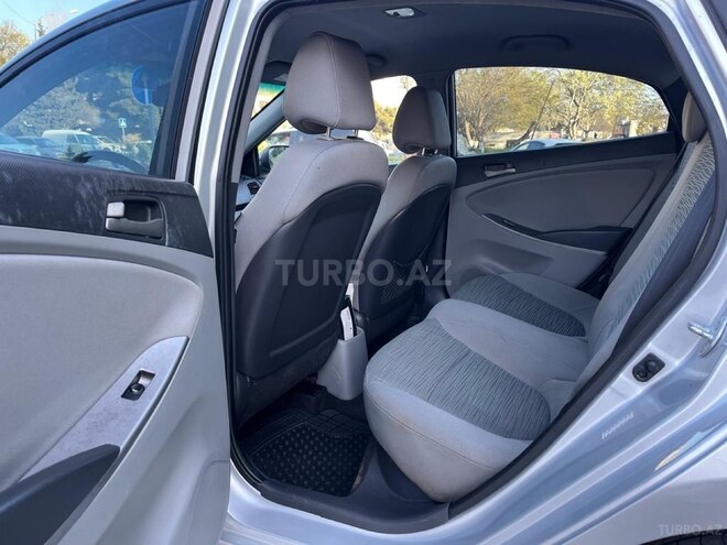 Hyundai Accent 2015, 137,000 km - 1.6 l - Bakı