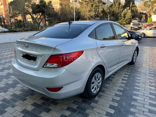 Hyundai Accent 2015, 137,000 km - 1.6 l - Bakı