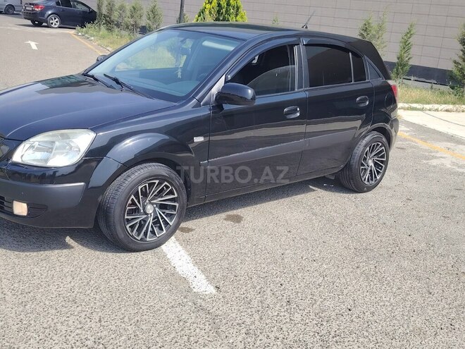 Kia Rio 2007, 377,000 km - 1.4 l - Şirvan