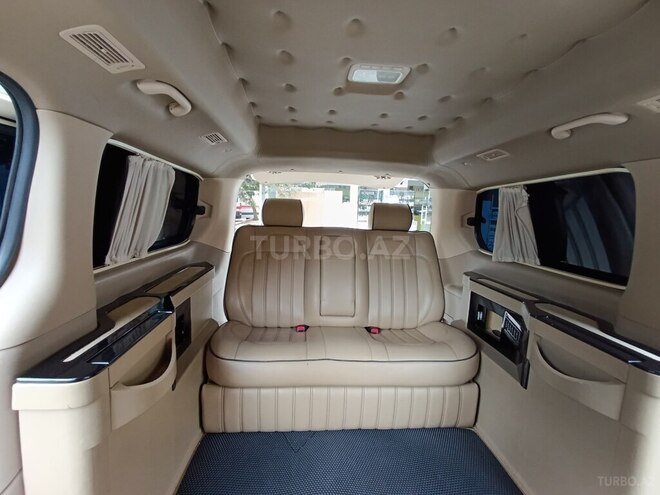 Hyundai H-1 2010, 200,000 km - 2.5 л - Bakı