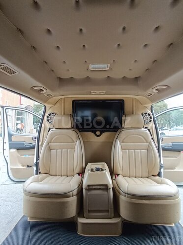 Hyundai H-1 2010, 200,000 km - 2.5 л - Bakı