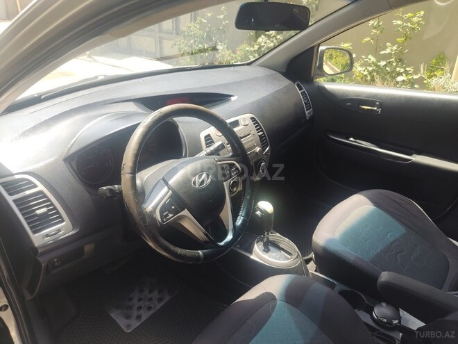 Hyundai i20 2009, 248,000 km - 1.6 л - Bakı
