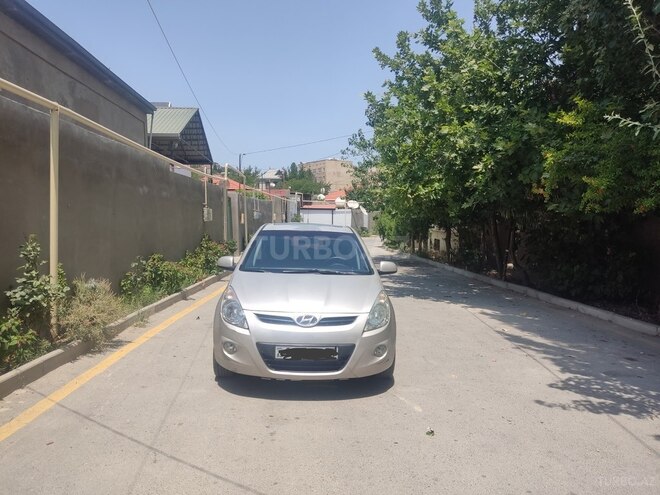 Hyundai i20 2009, 248,000 km - 1.6 л - Bakı
