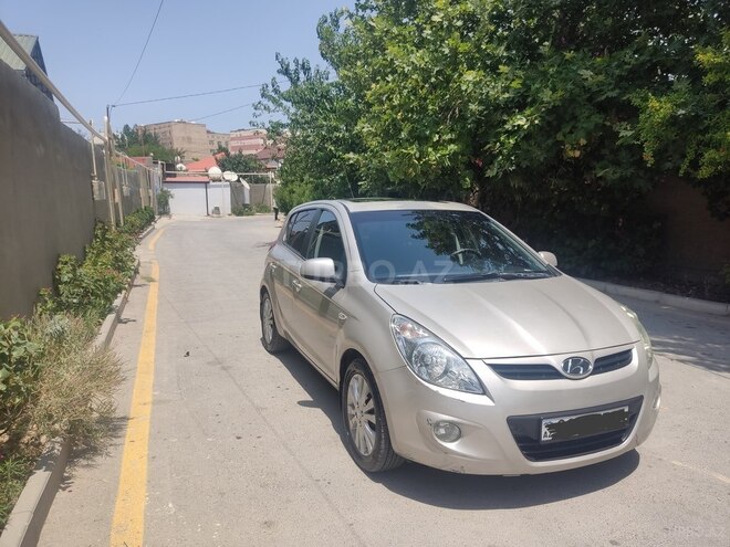 Hyundai i20 2009, 248,000 km - 1.6 л - Bakı