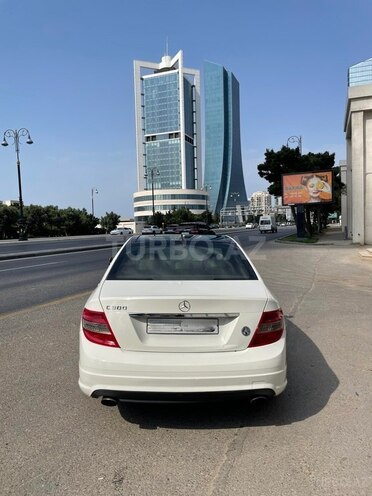 Mercedes C 300 4MATIC 2008, 390,000 km - 3.0 л - Bakı