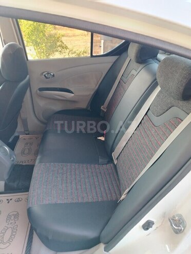 Nissan Sunny 2014, 200,000 km - 1.5 л - Bakı