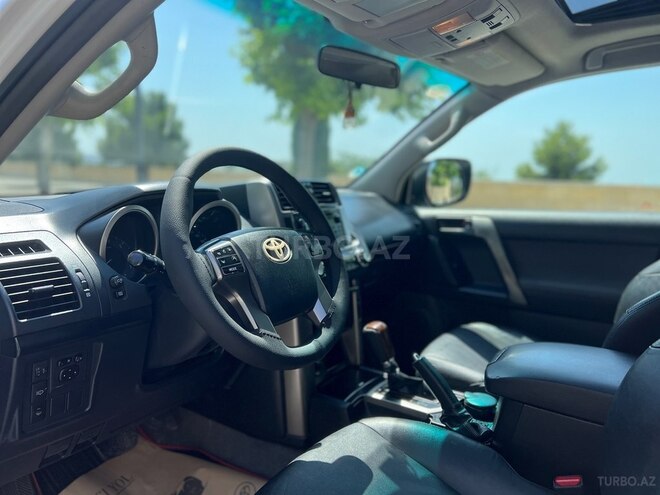 Toyota Land Cruiser Prado 2010, 245,000 km - 2.7 l - Bakı