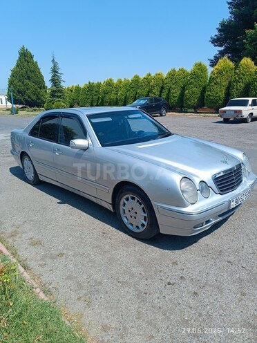 Mercedes E 220 d 2000, 491,609 km - 2.2 л - Bərdə