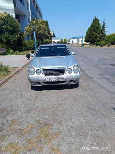 Mercedes E 220 d 2000, 491,609 km - 2.2 л - Bərdə