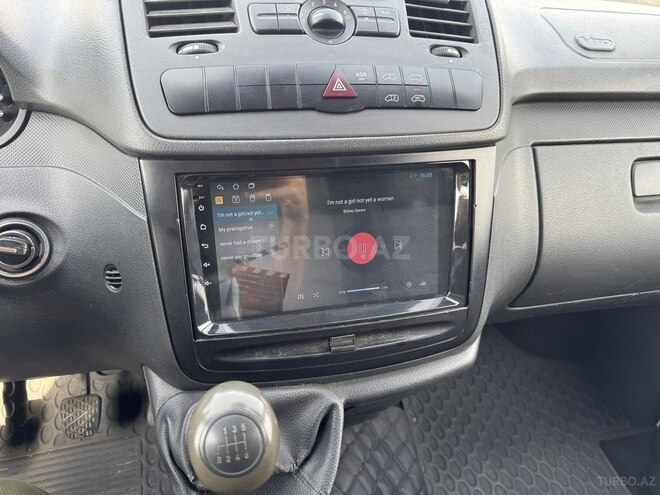 Mercedes Vito-11