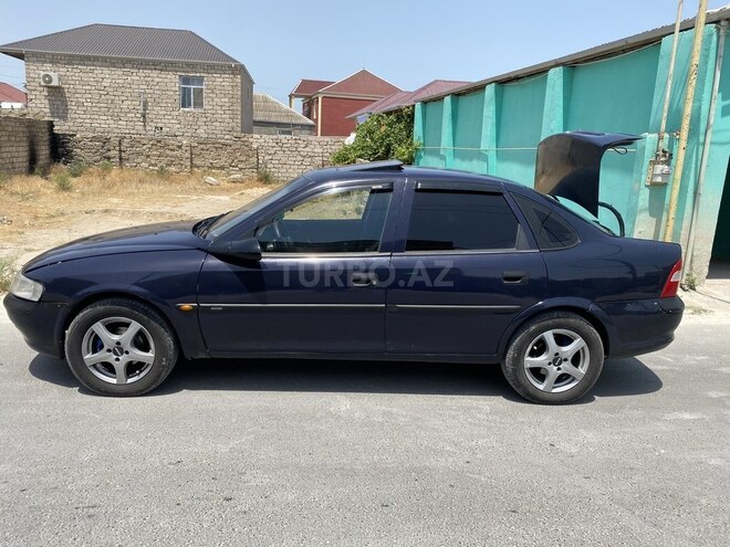 Opel Vectra 1996, 676,000 km - 1.8 l - Bakı