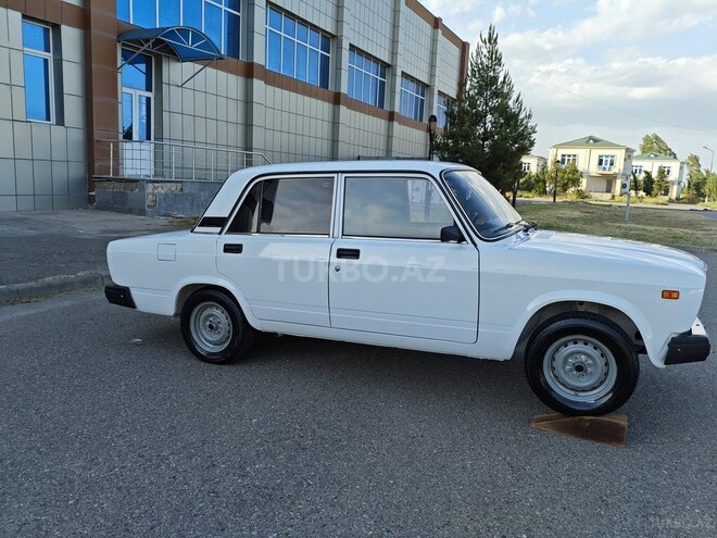LADA (VAZ) 2107 2007, 95,000 km - 1.6 l - Saatlı