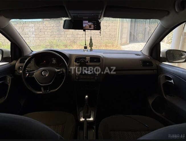 Volkswagen Polo 2018, 150,000 km - 1.6 л - Bakı