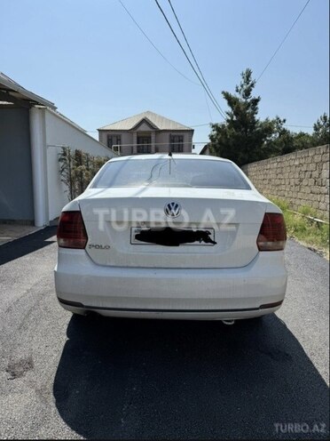 Volkswagen Polo 2018, 150,000 km - 1.6 л - Bakı
