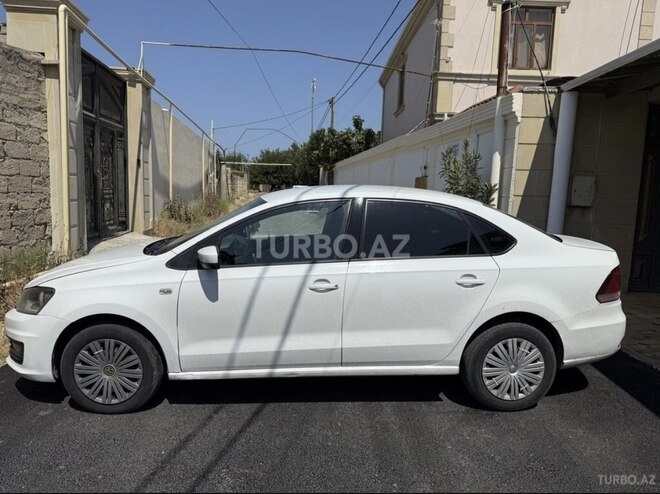 Volkswagen Polo 2018, 150,000 km - 1.6 л - Bakı